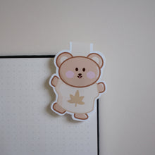 Charger l&#39;image dans la galerie, Maple the Bear Bookmark
