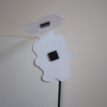 Charger l&#39;image dans la galerie, Maple the Bear Bookmark
